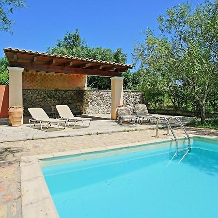 Villa Kleopatra Pouládes Екстериор снимка